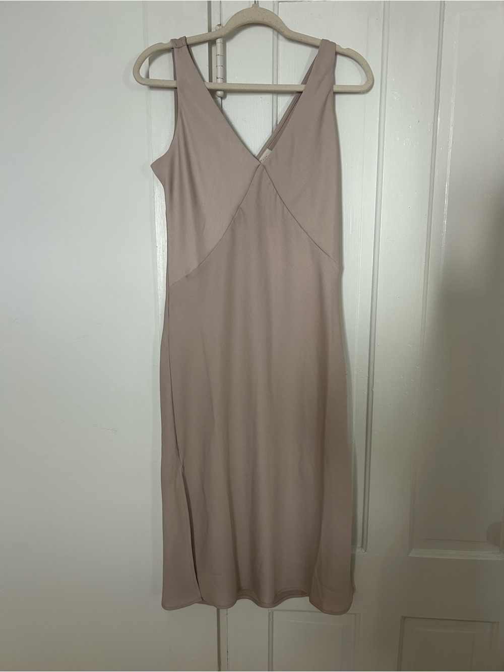 a new day Sleek V-Neck Midi Dress in Dusty Rose